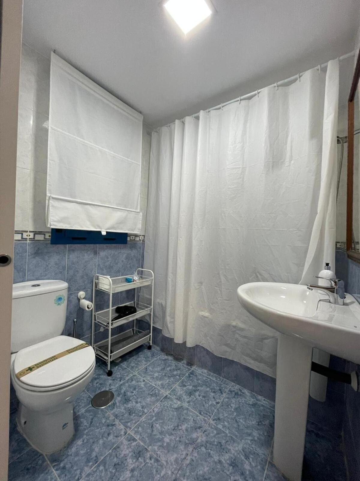 Calu Homes Cerca Playa De Huelin Malaga Bagian luar foto